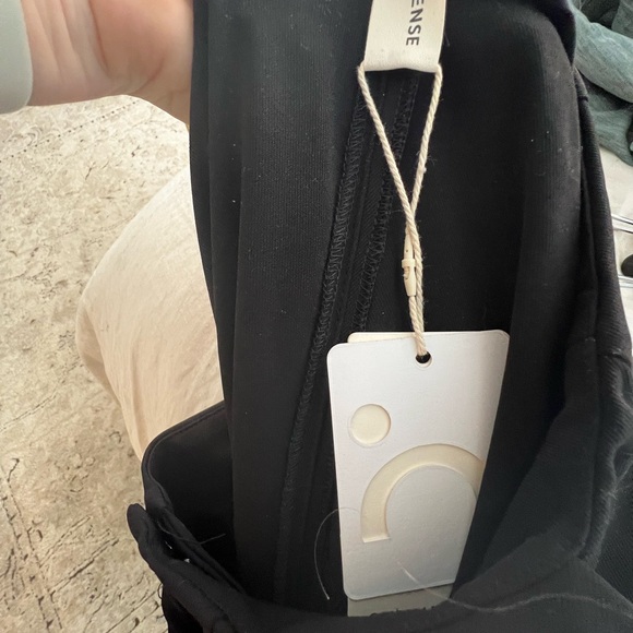 Commense Pleated Black Wide-Leg Pants - Picture 2 of 5